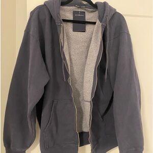 brandy melville zip up hoodie
